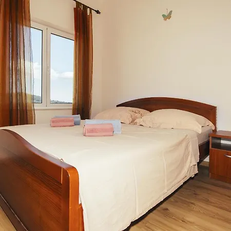 By The Sea Preko, Ugljan - 14985 プレコ